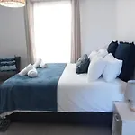 Pinelands One-Bedroom Apartment