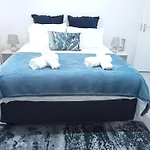 Pinelands One-Bedroom Apartment