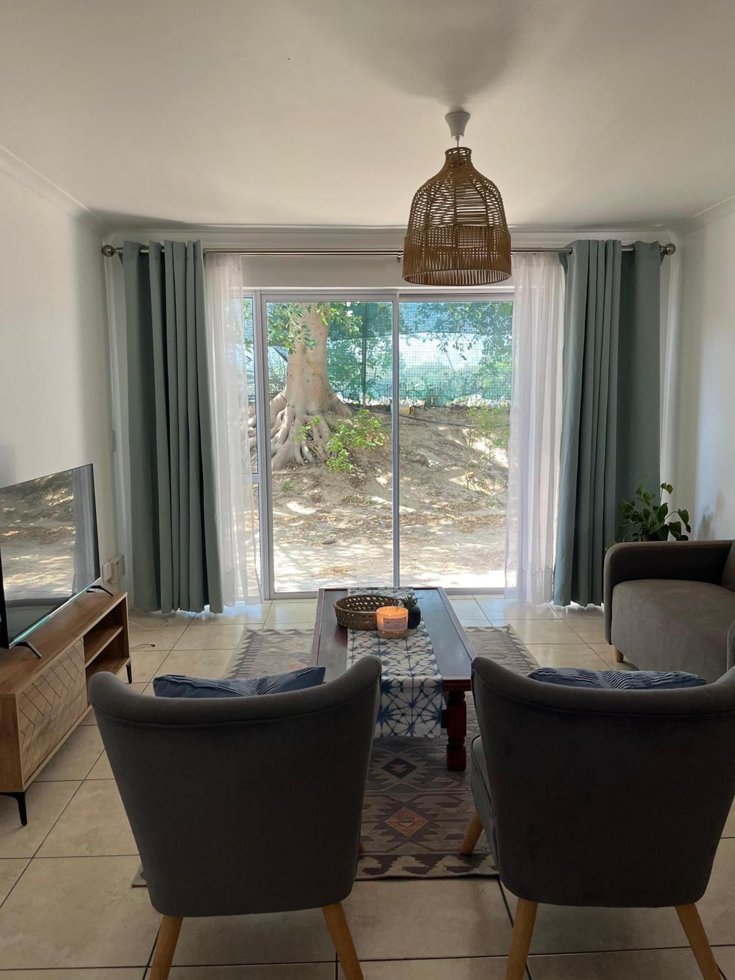Pinelands One-bedroom